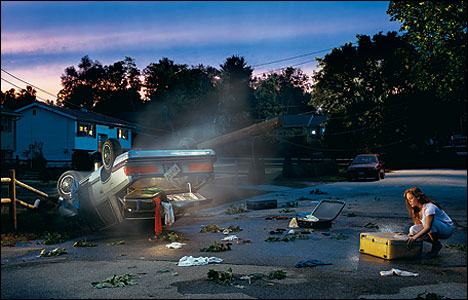 نام: gregory crewdson 6.jpeg نمایش: 150 اندازه: 47.5 کیلو بایت